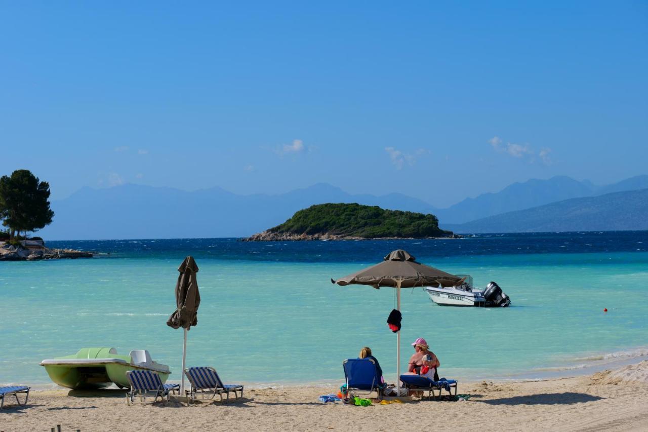 Hotel Two Mermaids Ksamil Eksteriør billede