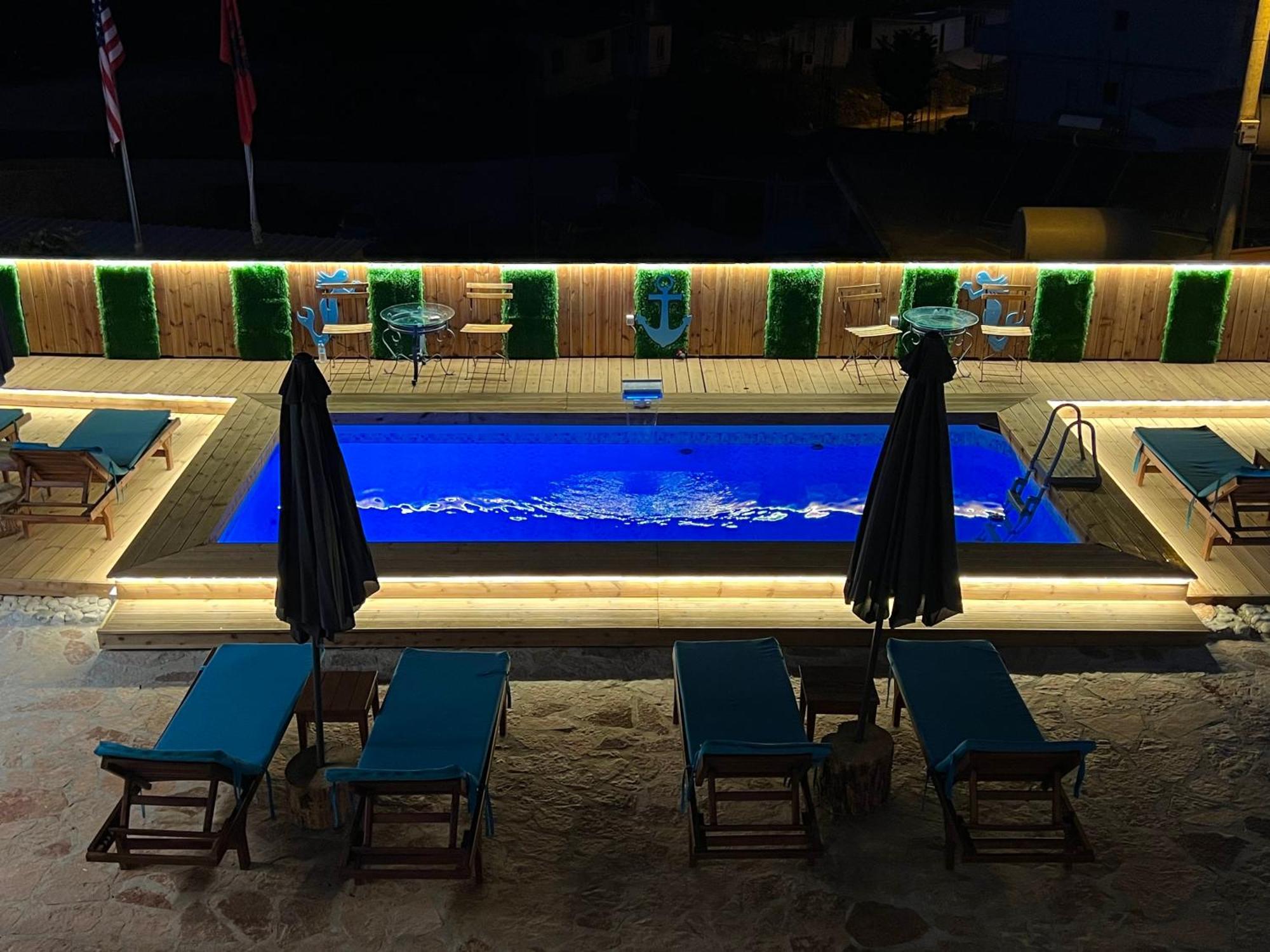 Hotel Two Mermaids Ksamil Eksteriør billede