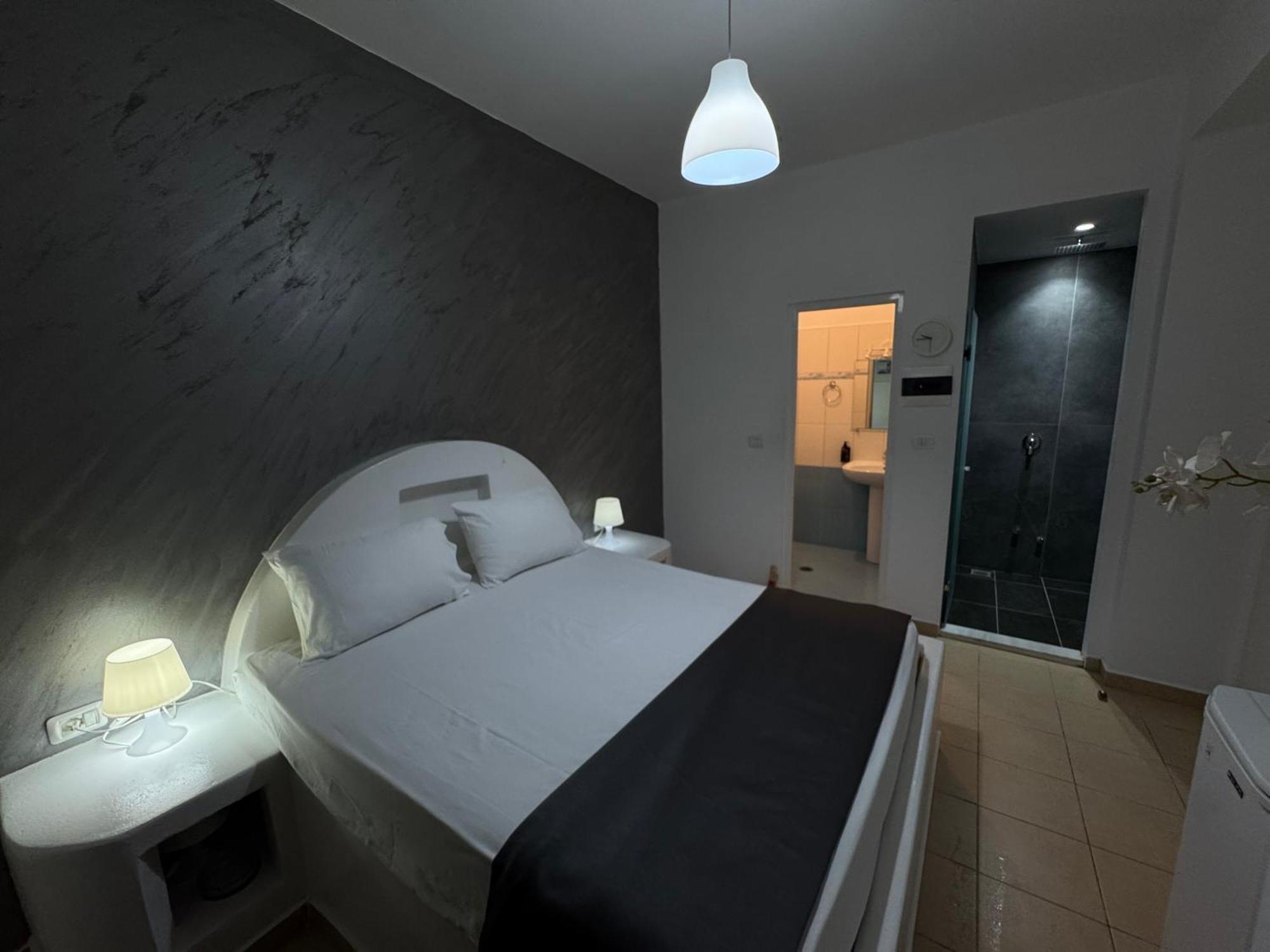 Hotel Two Mermaids Ksamil Eksteriør billede