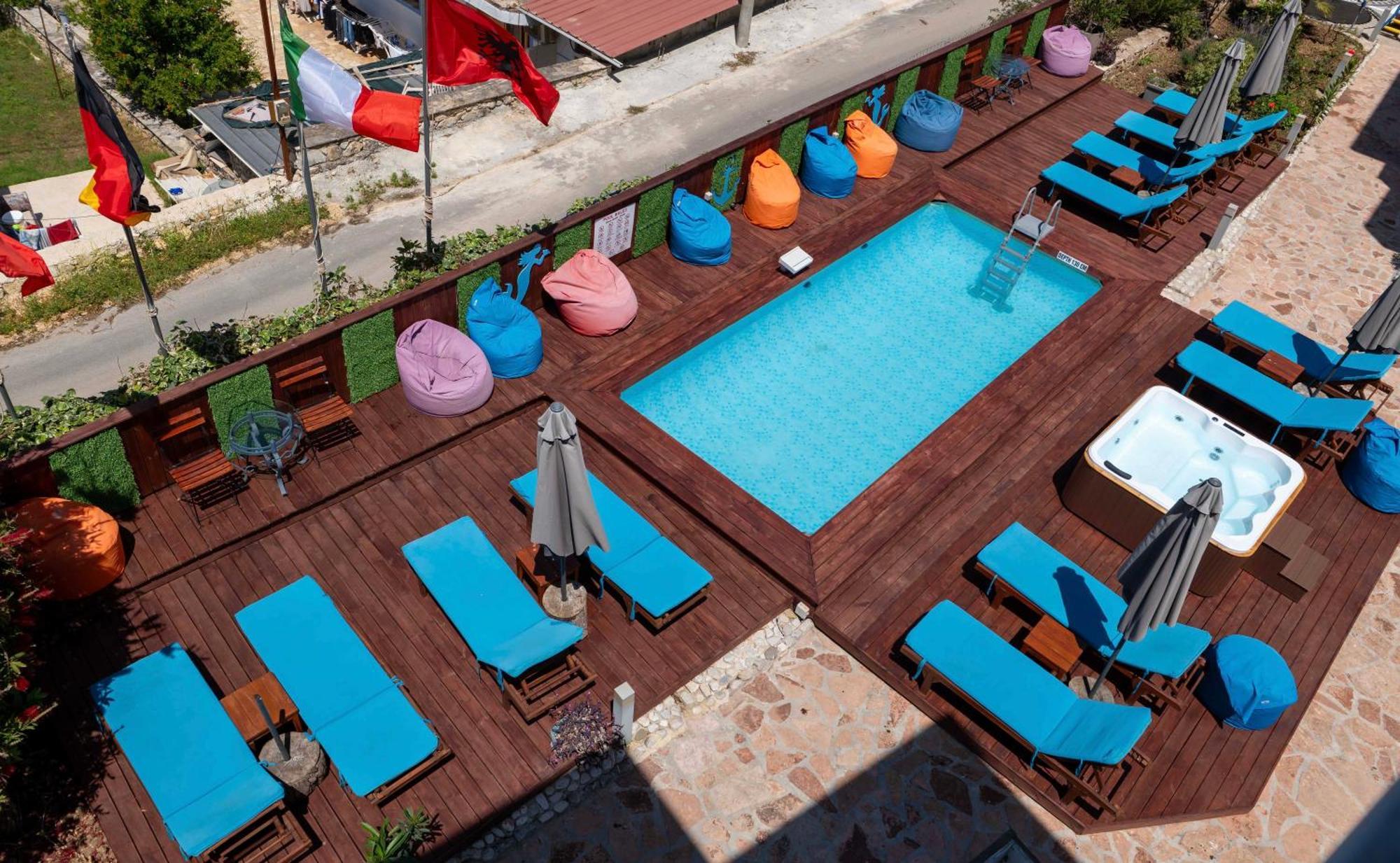 Hotel Two Mermaids Ksamil Eksteriør billede